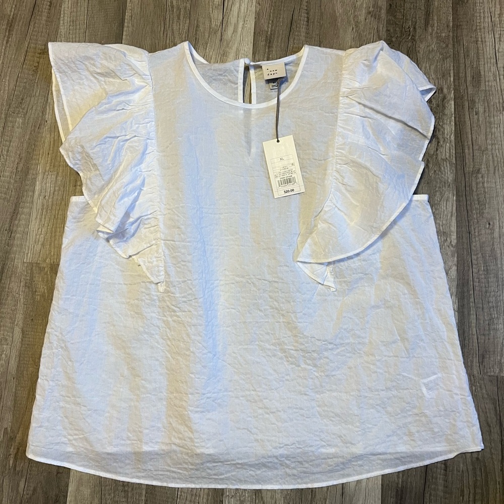 A New Day White Flutter Sleeve Top Women’s XL NWT